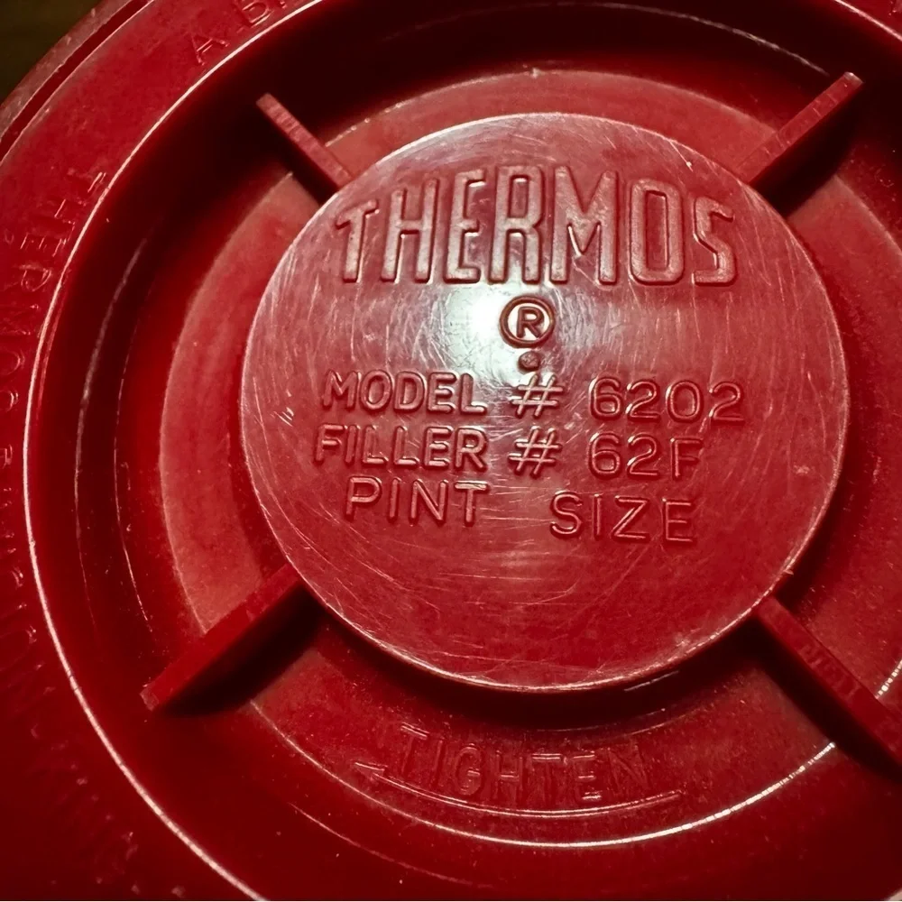 Vtg Thermos Vacuum Jar 6202 King-Seeley Red/Tan Pint Wide Mouth Leak Proof CMPLT